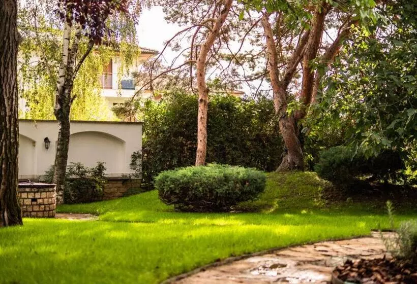 پانسیون Füge Villa Luxury & Wellness
