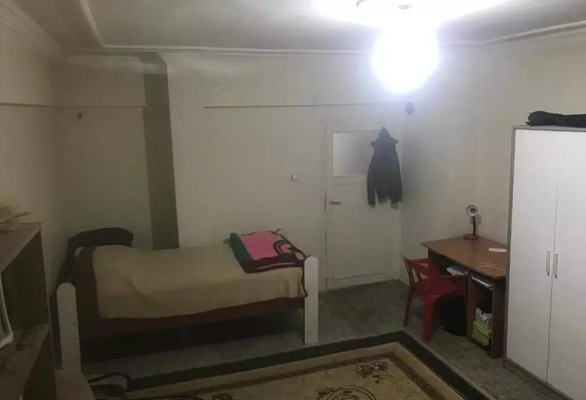 Majatalo House