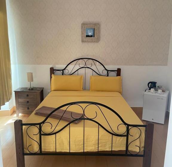 پانسیون Kazarão Di Mavete Guesthouse