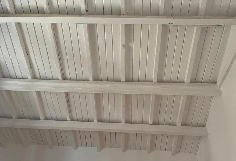 پانسیون Kazarão Di Mavete Guesthouse