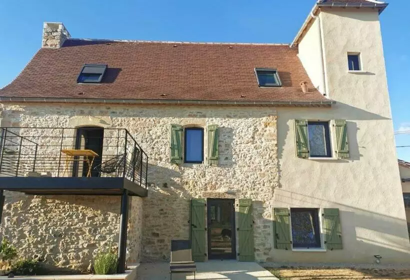 Majatalo Le Pigeonnier De Coupiac