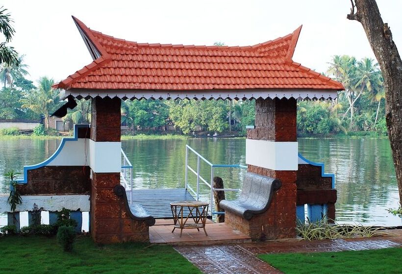 渡假胜地 The Lake By Maat Hotels