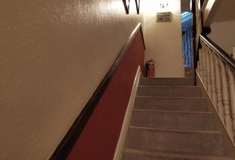 مبيت وإفطار Brooklands Guest House