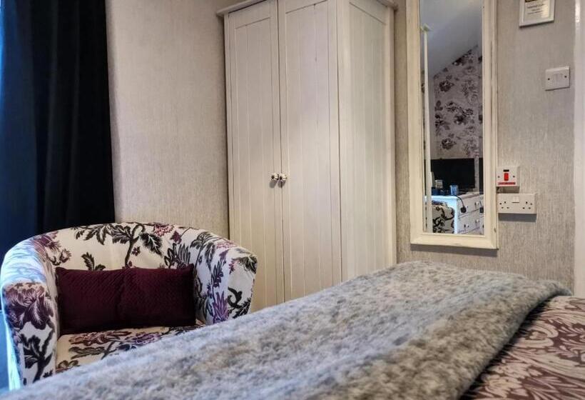 مبيت وإفطار Brooklands Guest House