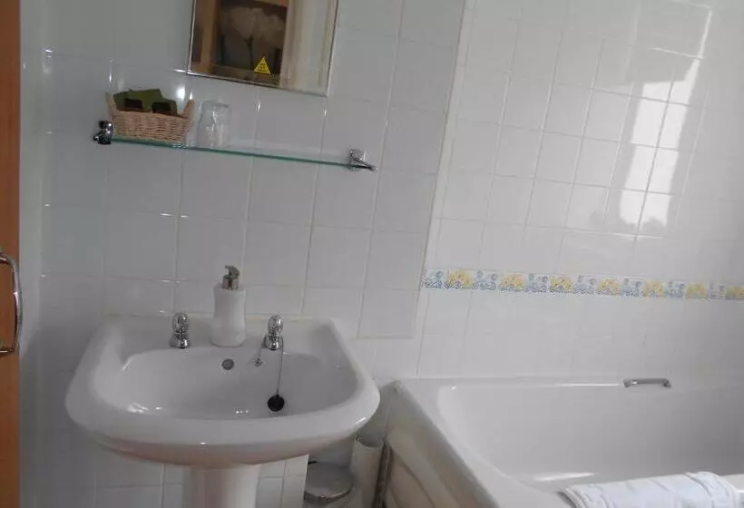 Bed and Breakfast Cranborne Guest Accommodation Exclusively For Adults