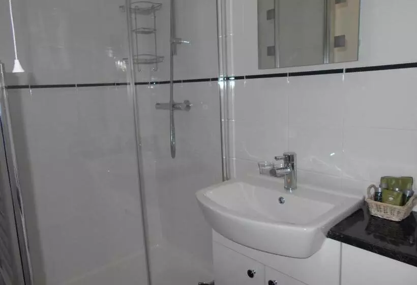 Bed and Breakfast Cranborne Guest Accommodation Exclusively For Adults