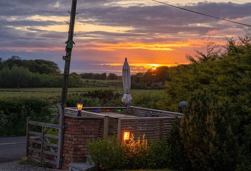 Bed and Breakfast Rest A While