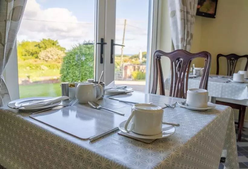 Bed and Breakfast Rest A While