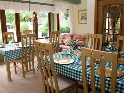 Bed and Breakfast Riverside Lodge Gardens