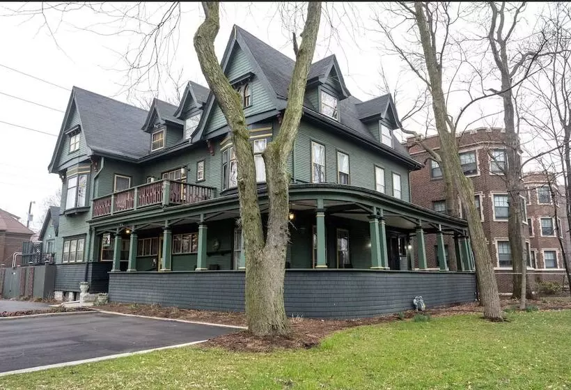 Aamiaismajoitus (B&B) Stone Soup Inn