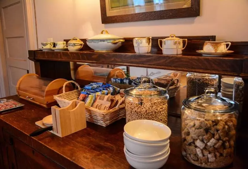 Aamiaismajoitus (B&B) Stone Soup Inn