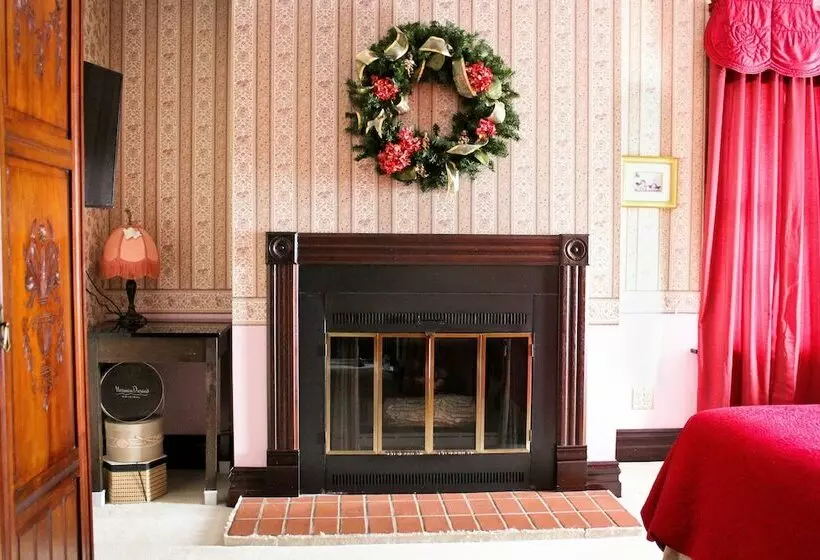 Bed and Breakfast Victorian Rose Garden