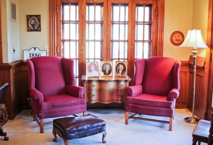 Bed and Breakfast Victorian Rose Garden