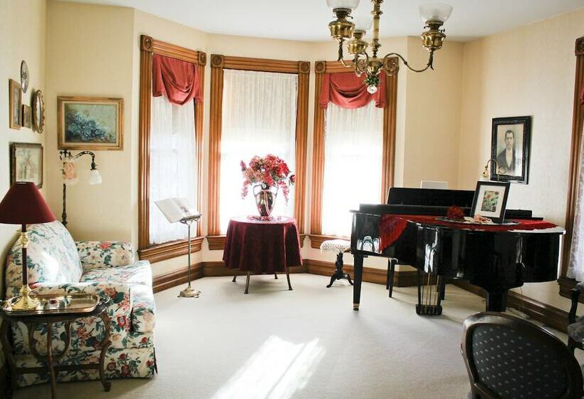 Bed and Breakfast Victorian Rose Garden