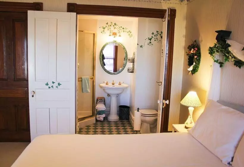 Bed and Breakfast Victorian Rose Garden