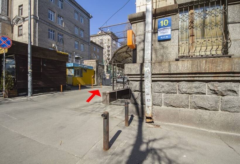 Central Dayflat Apartments