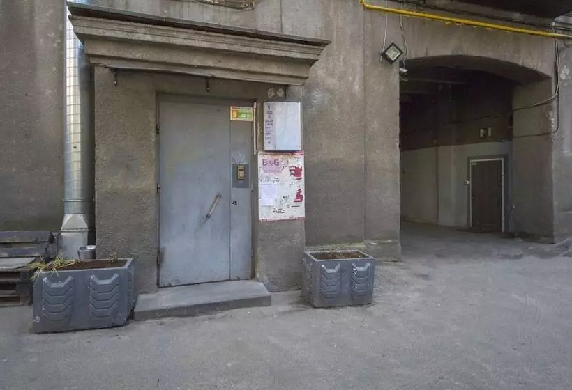 Central Dayflat Apartments