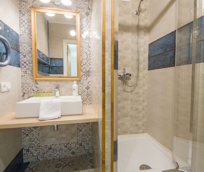 Central Dayflat Apartments