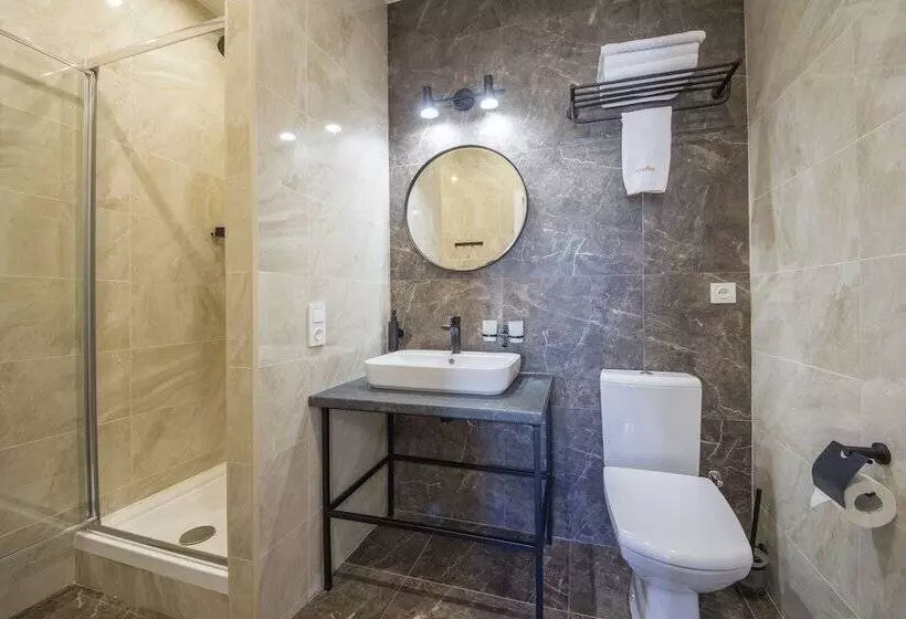 Central Dayflat Apartments