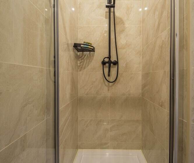 Central Dayflat Apartments