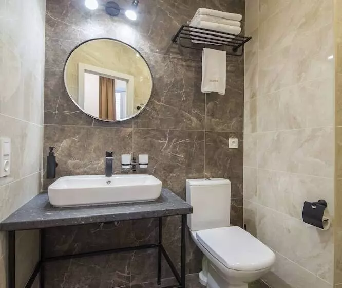 Central Dayflat Apartments