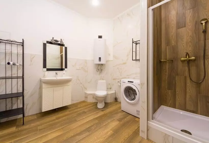 Central Dayflat Apartments