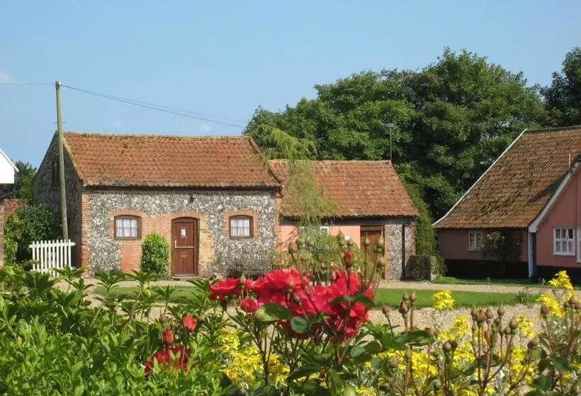 Colston Hall Farmhouse B&b