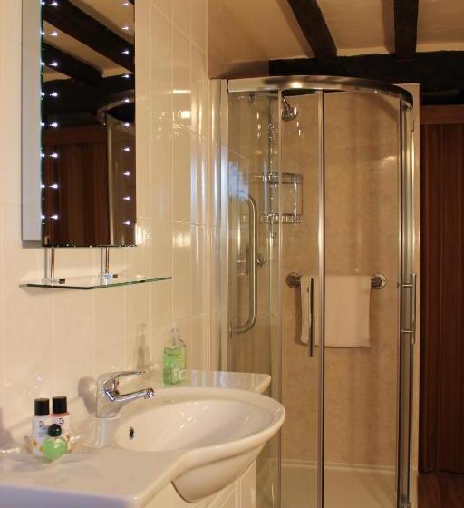 Colston Hall Farmhouse B&b