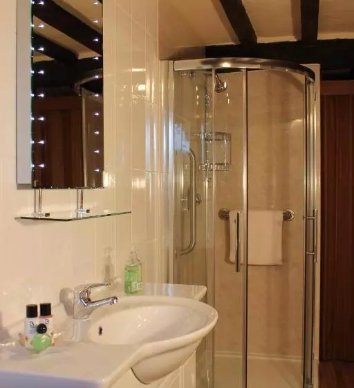 Colston Hall Farmhouse B&b