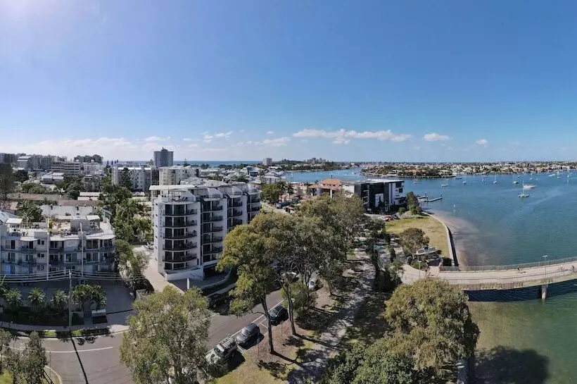 Excellsior Apartments