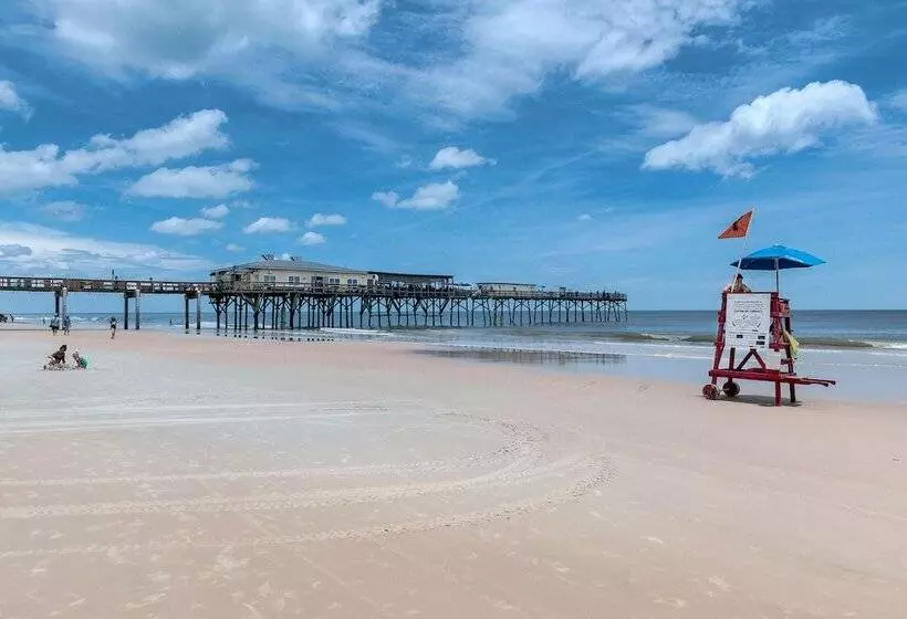 Hotelli Beach Quarters Daytona