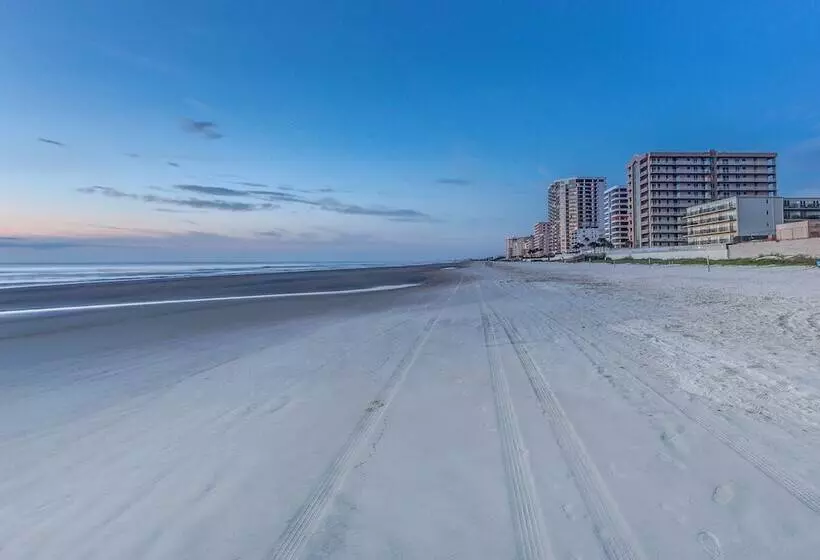 Hotelli Beach Quarters Daytona