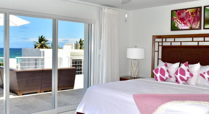 هتل Coral Beach Club Villas & Marina