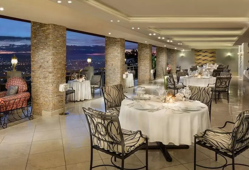 هتل Des Mille Collines