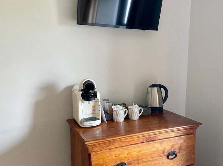 בית מלון כפרי Jabajak Vineyard Restaurant & Rooms