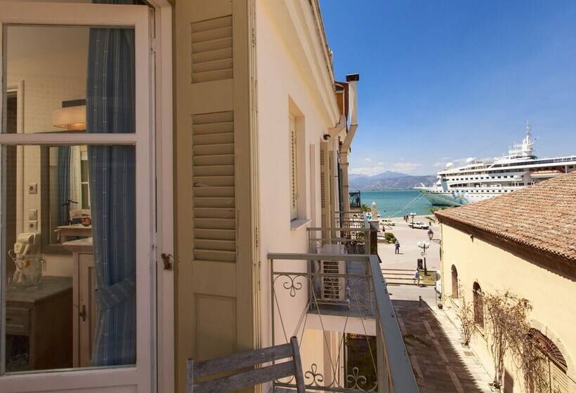 בית מלון כפרי Latini Family