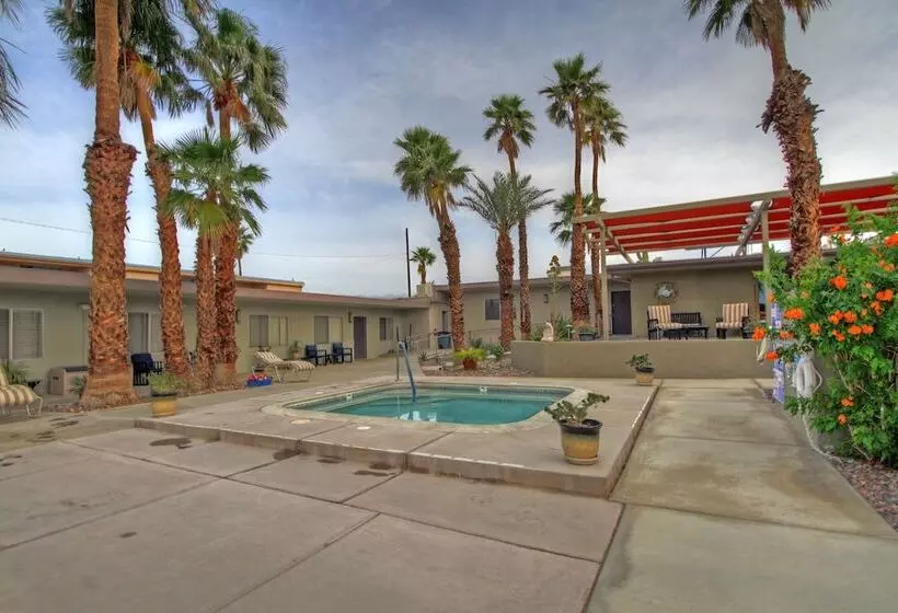 Отель Lido Palms Resort And Spa