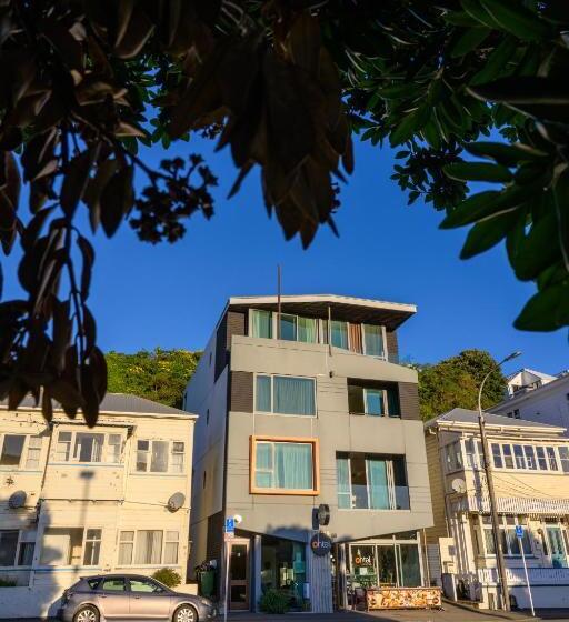 Отель Ohtel Wellington