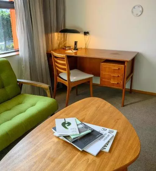 호텔 Ohtel Wellington