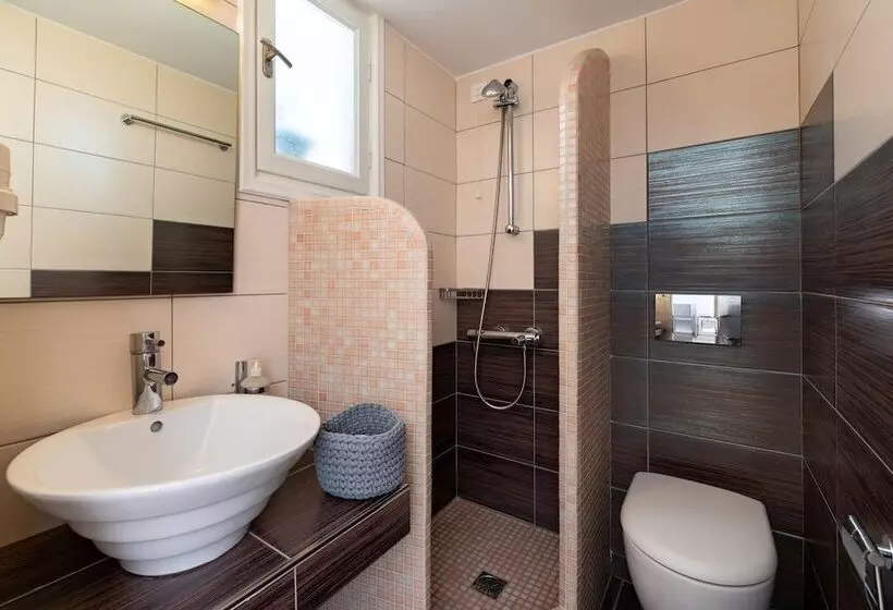 Hotelli Seaside Breeze