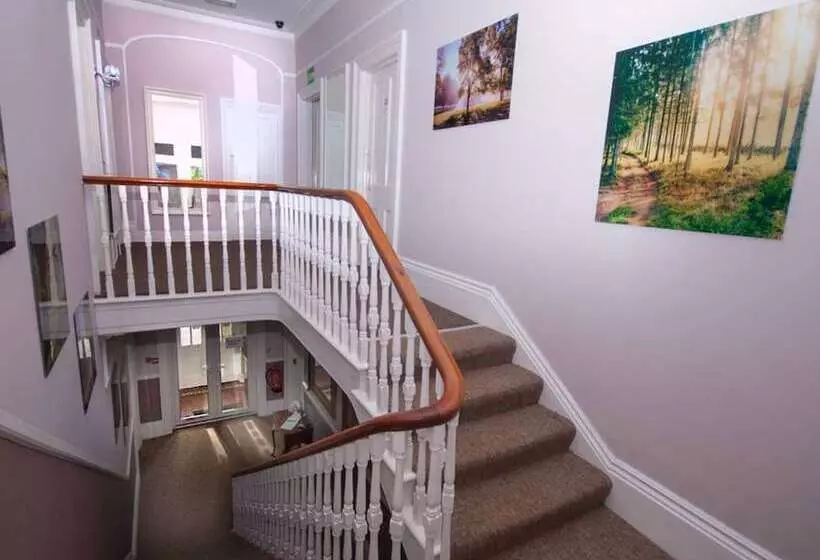 ホテル Somerton Lodge