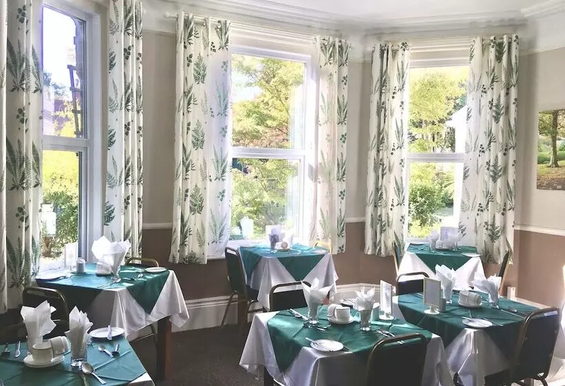 ホテル Somerton Lodge