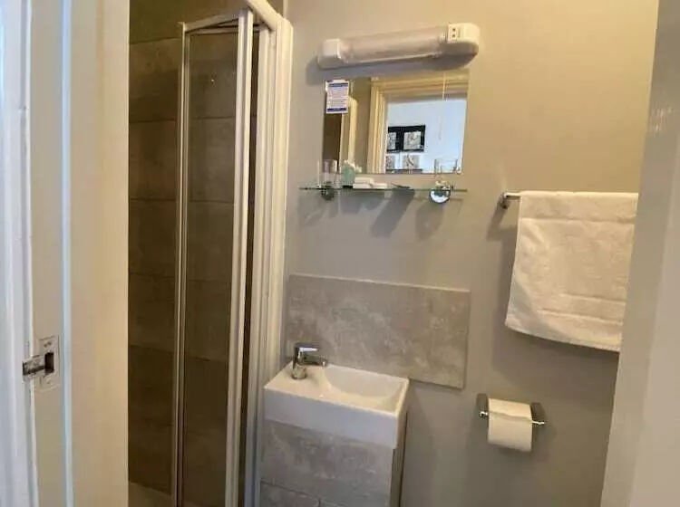 ホテル Somerton Lodge