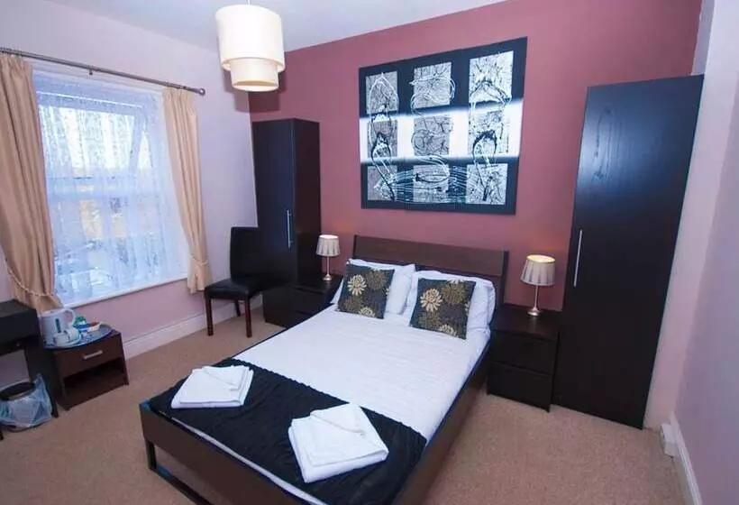 ホテル Somerton Lodge