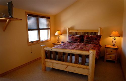 Hotel Sullivan Stone Lodge