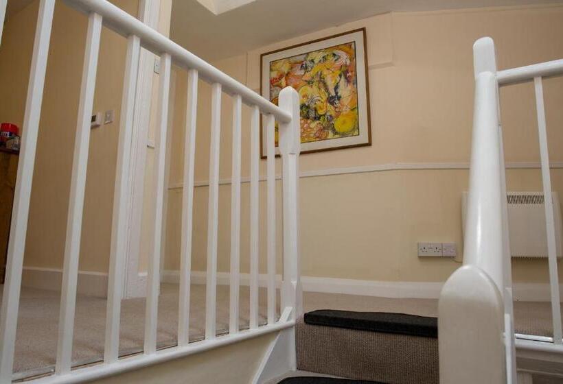 فندق The Anchor Inn