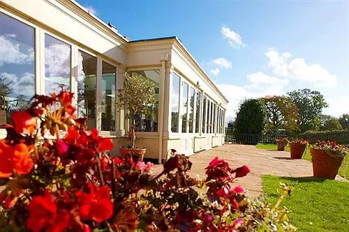 호텔 The Boat & Anchor Inn