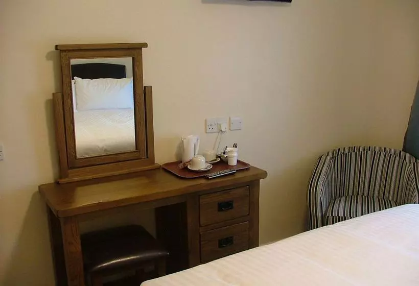 호텔 The Boat & Anchor Inn