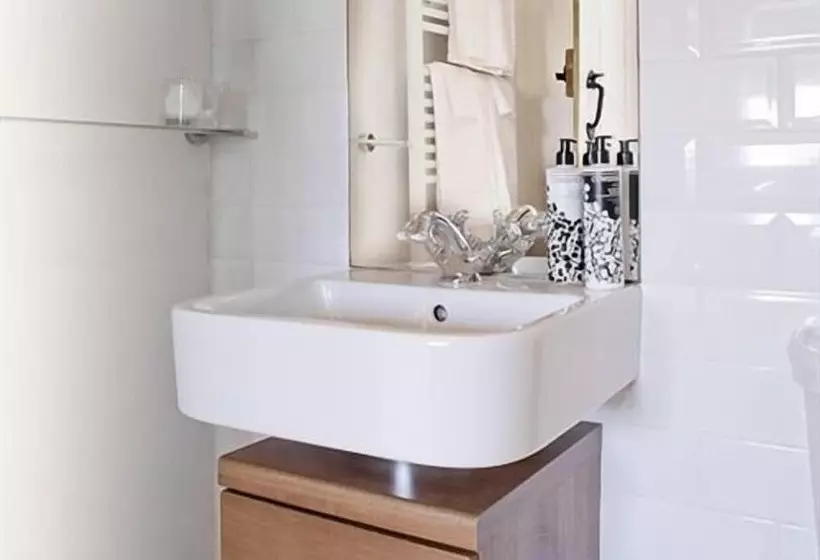 Hotel The George & Dragon