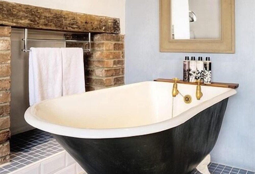 Hotel The George & Dragon